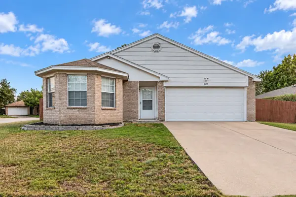 1612 Winter Pass Trail, Arlington, TX 76002