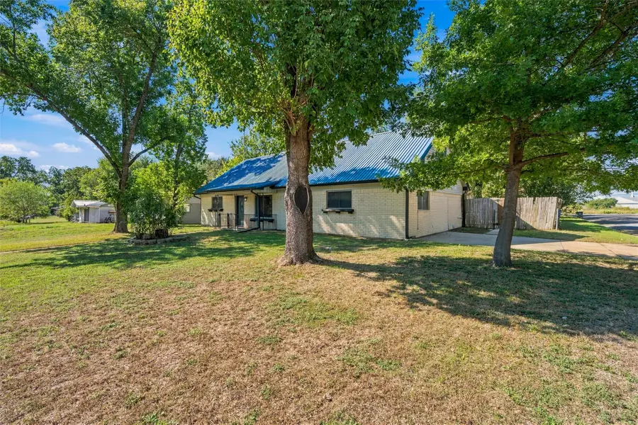 3301 Southerland Drive, Waco, TX 76706 - #2