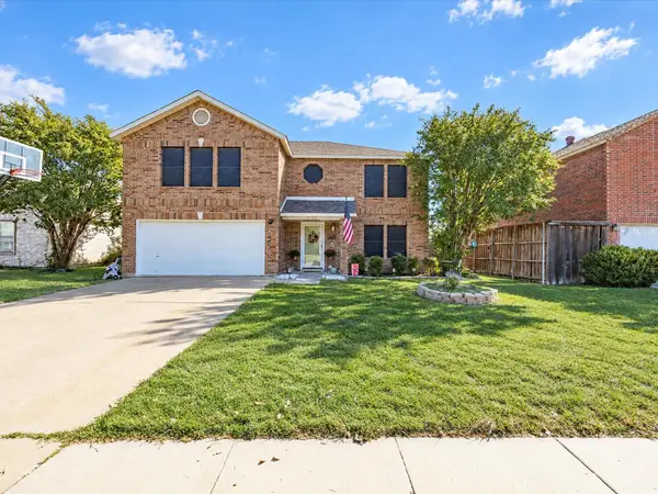 3152 Longbow Drive, Grand Prairie, TX 75052
