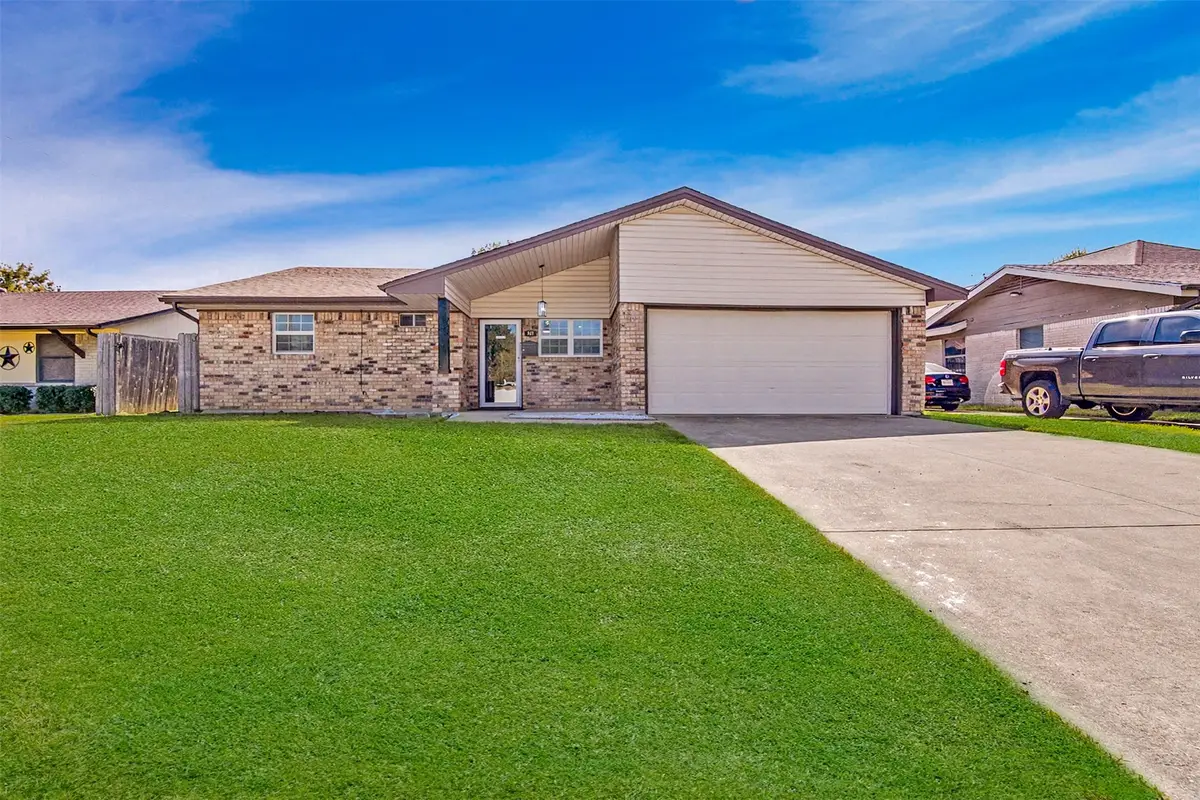 521 Cranbrook Lane, Grand Prairie, TX 75052 - #1