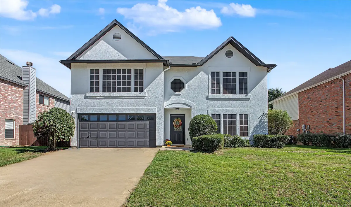 3152 Pine Valley Drive, Grand Prairie, TX 75052 - #1