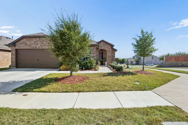 6020 Blacksmith Avenue, Fort Worth, TX 76179
