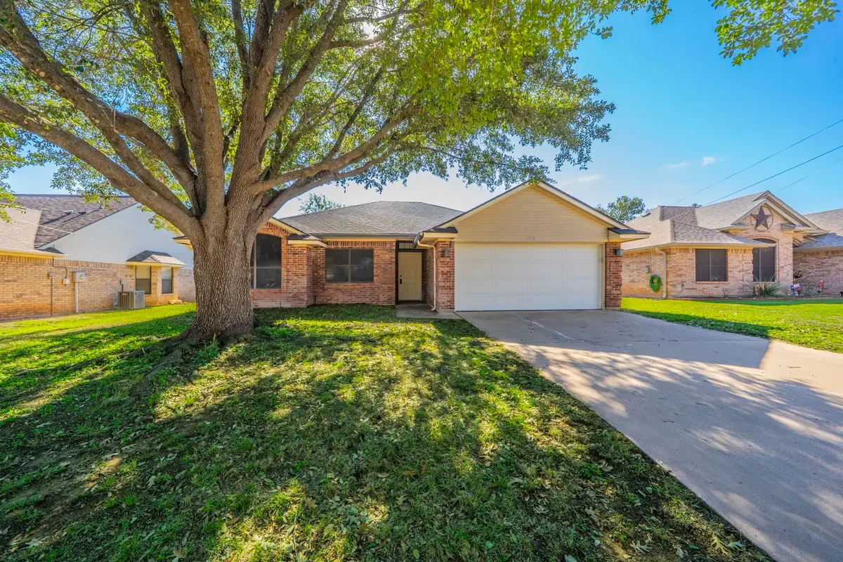 1507 Sunflower Lane, Granbury, TX 76048 - #1