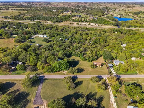 113 Brook Drive, Cresson, TX 76035