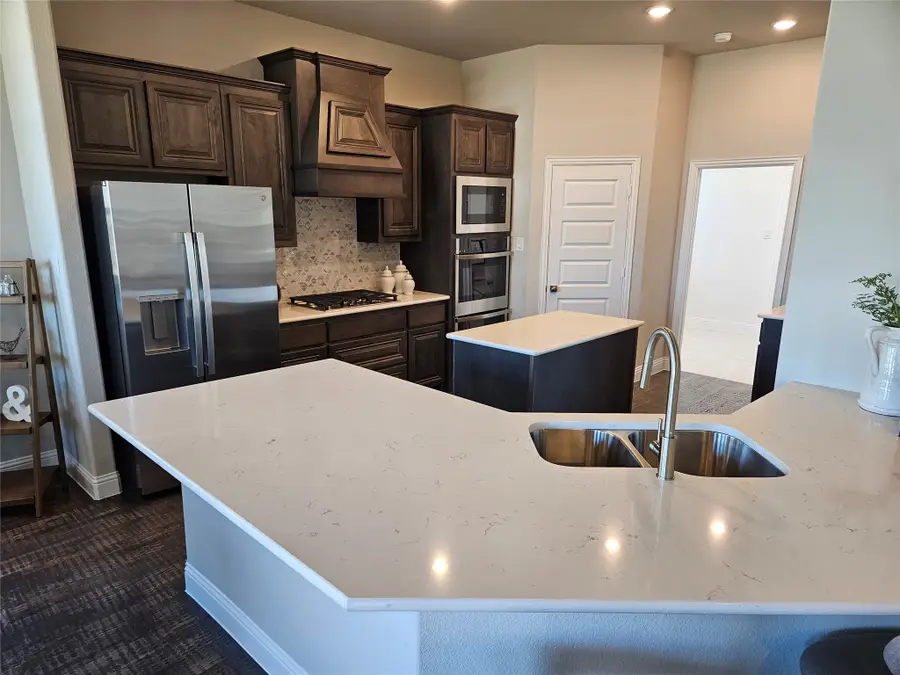 621 Majestic Oak Lane, Waxahachie, TX 75165 - #2