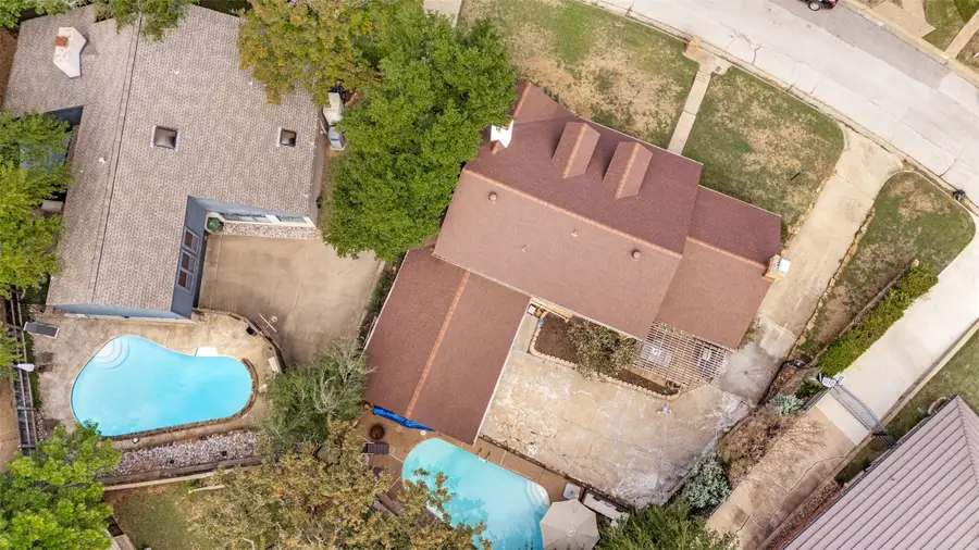 1814 Foxwood Court, Arlington, TX 76012 - #2