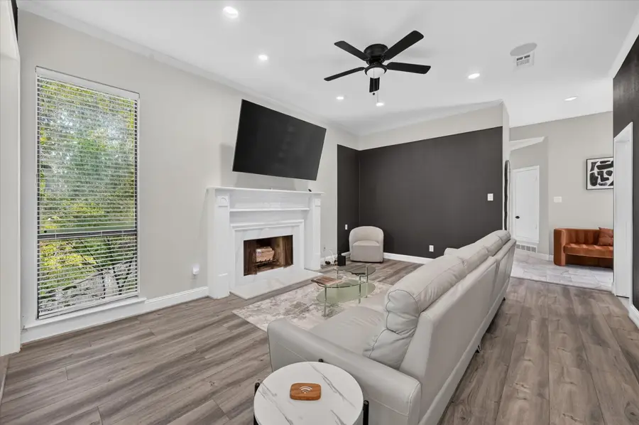 622 Crowley Road, Arlington, TX 76012 - #2