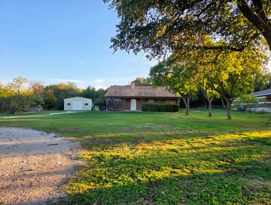 109 Live Oak Road, Springtown, TX 76082 - #2