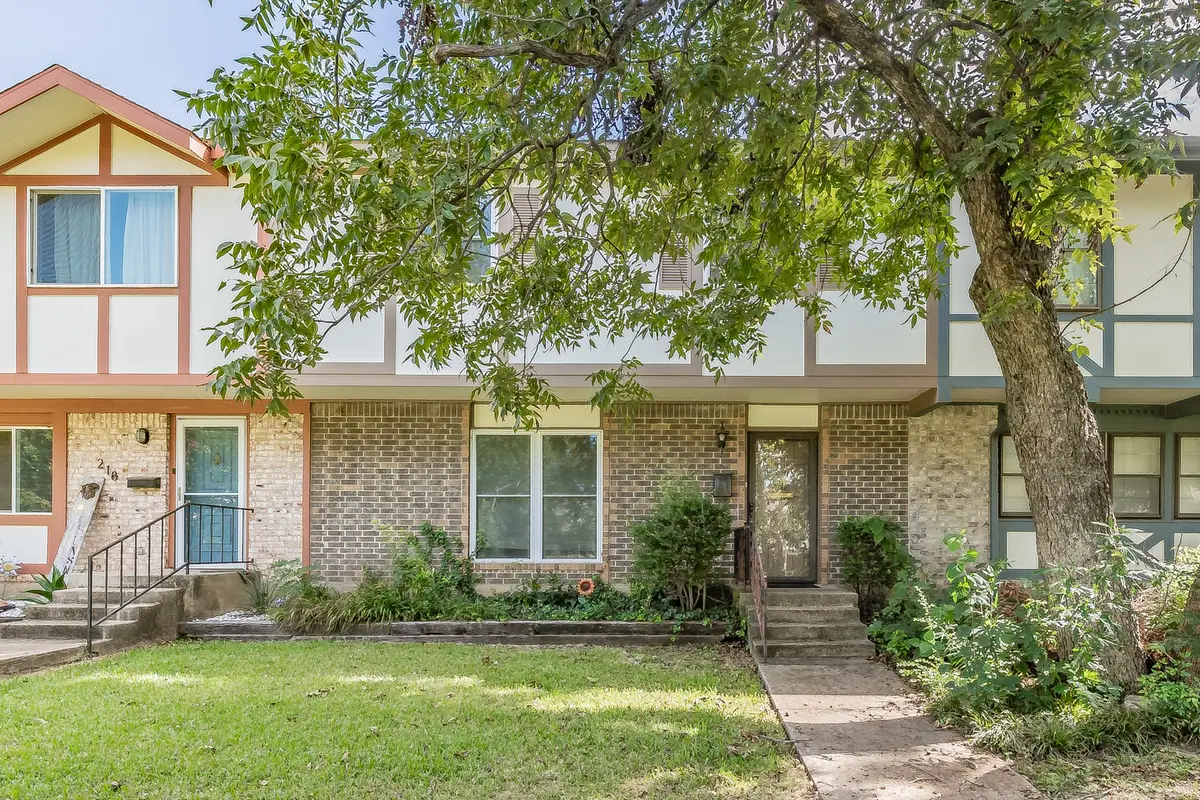 220 Westview Terrace, Arlington, TX 76013 - #1