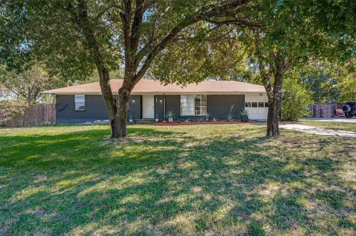 1822 Glenn Lane, Glenn Heights, TX 75154 - #1