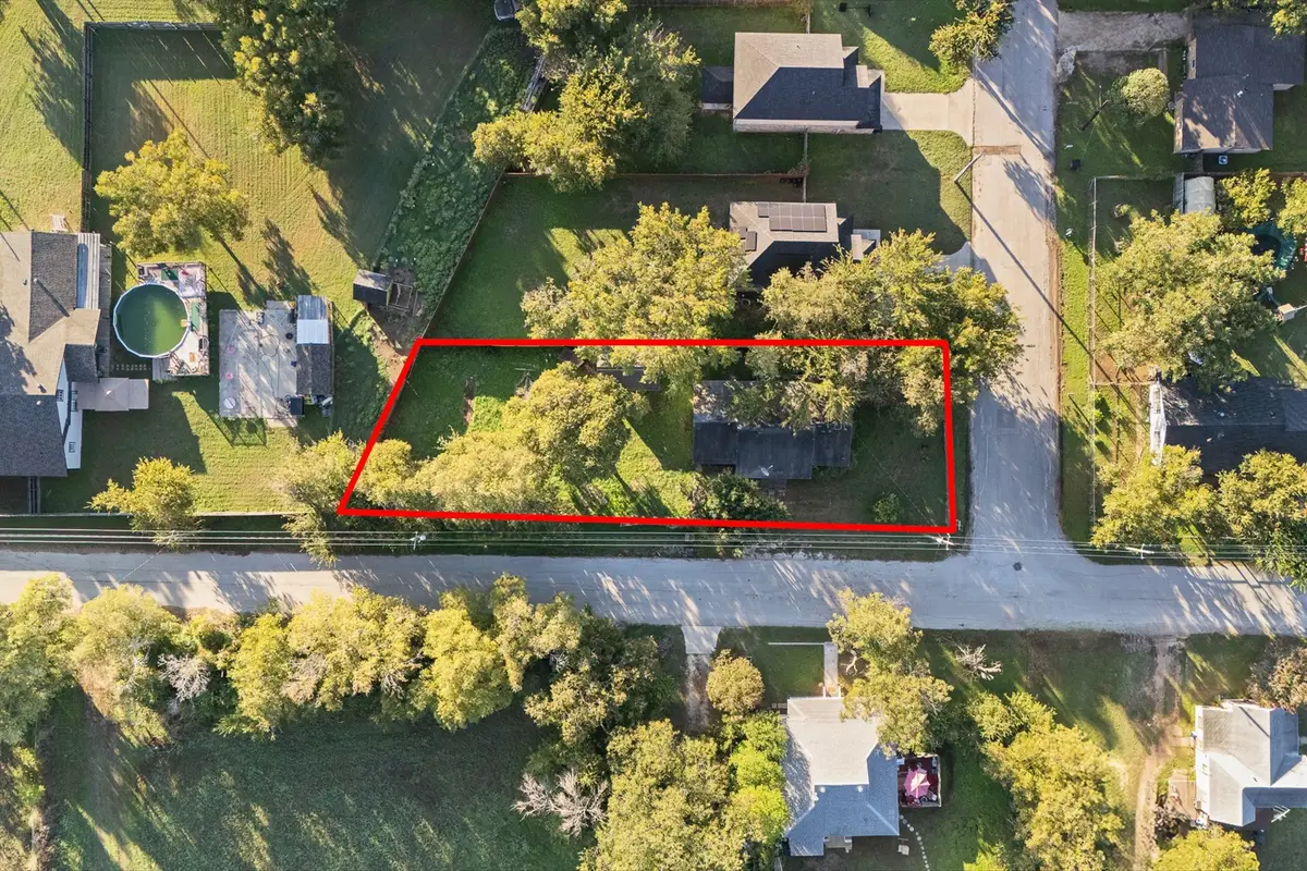 310 Eastland Street, Cleburne, TX 76031 - #1