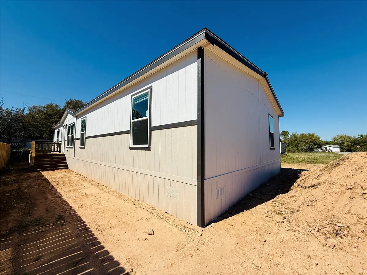 5902 Arrowhead Drive, Granbury, TX 76048 - #1