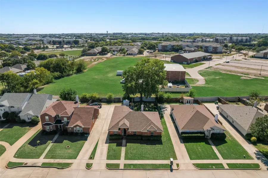 412 Overland Trail, Cedar Hill, TX 75104 - #2