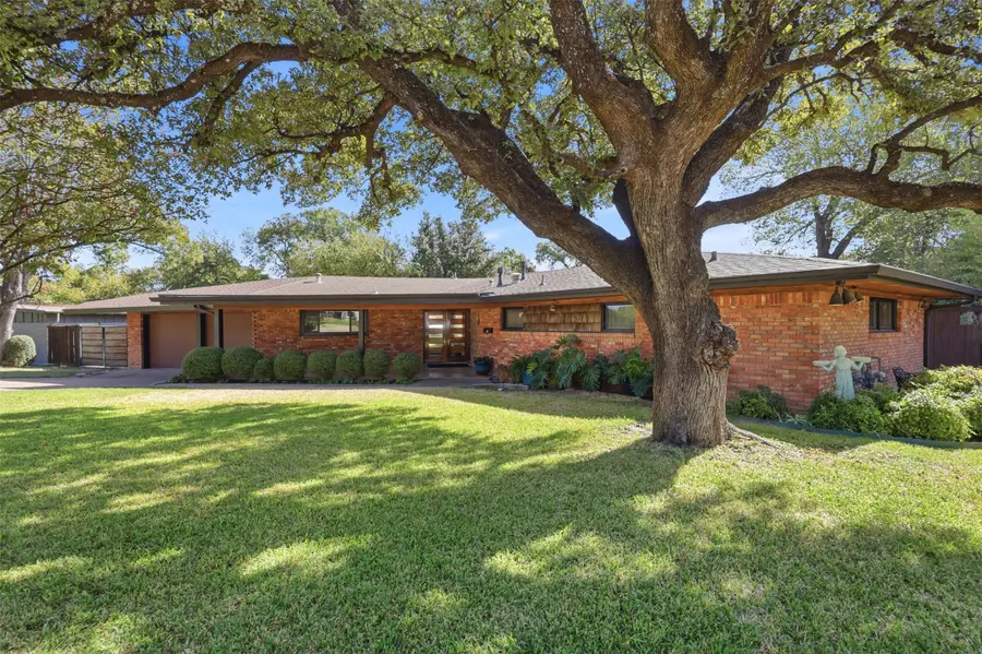 3116 Dreeben Drive, Richland Hills, TX 76118 - #2