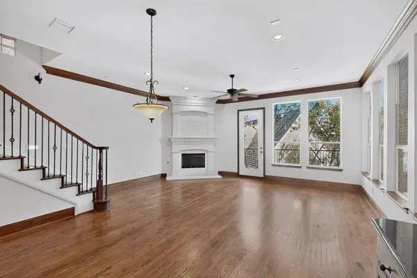 18359 Frankford Lakes Circle, Dallas, TX 75252