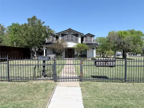 1902 Fort Worth Street, Grand Prairie, TX 75050