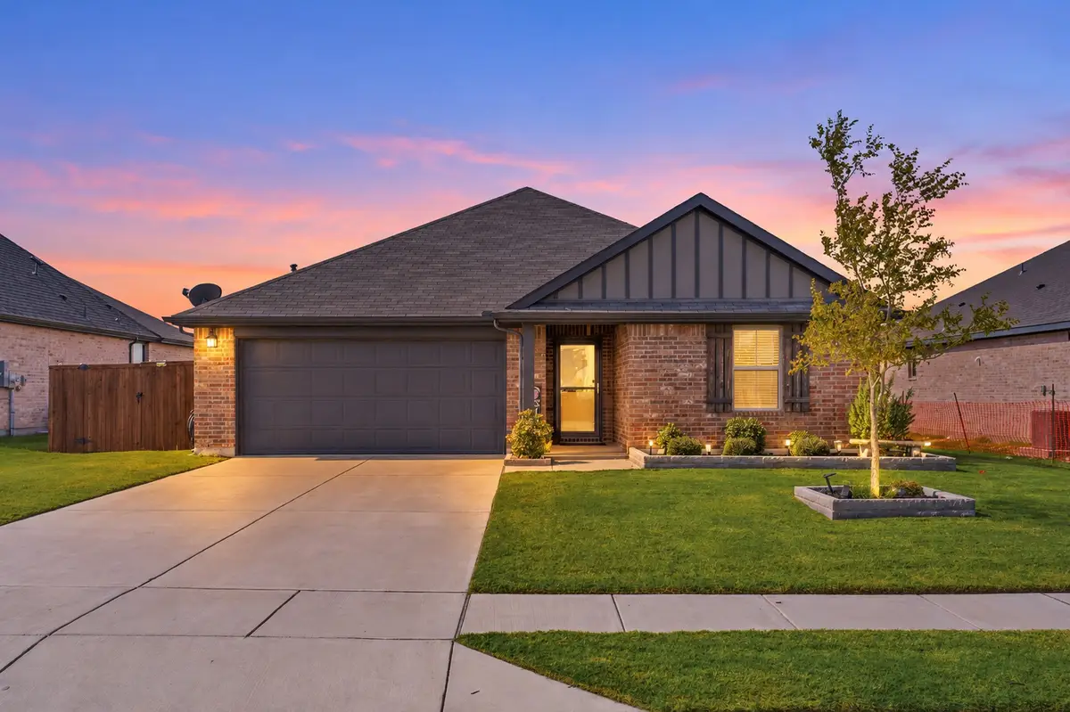1512 Foxglove Park, Van Alstyne, TX 75495 - #1
