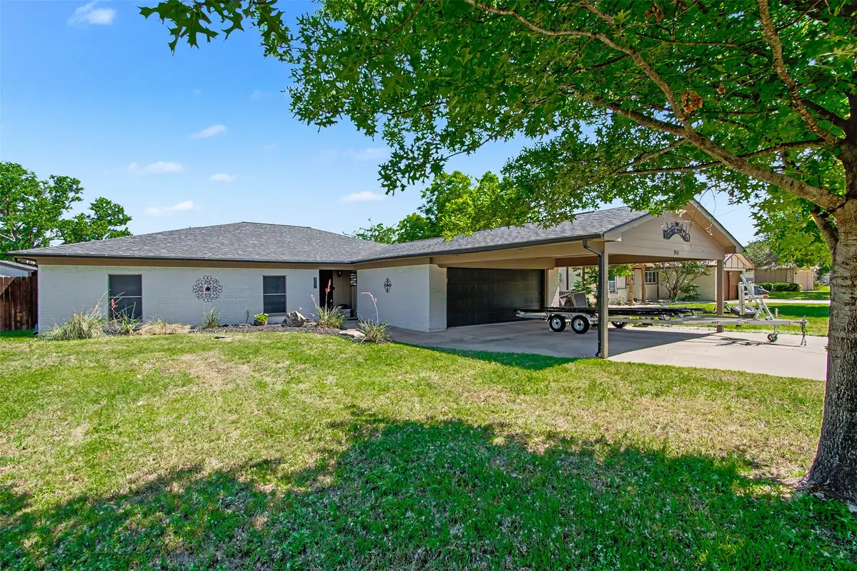 3801 Quail Run, Granbury, TX 76049 - #1