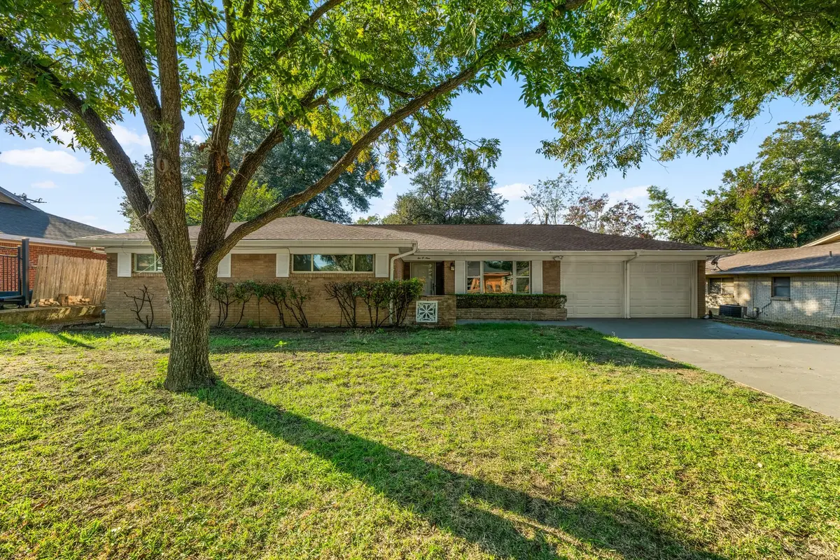 209 Cotillion Road, Fort Worth, TX 76134 - #1