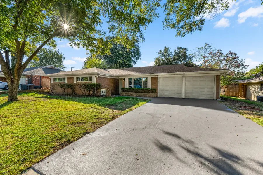 209 Cotillion Road, Fort Worth, TX 76134 - #2