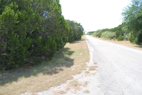 25063 Woodmont Drive, Whitney, TX 76692