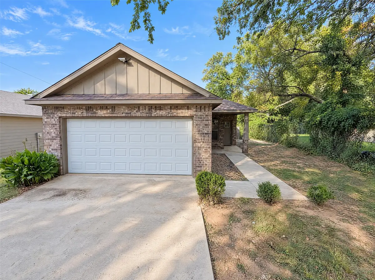 186 S Preston Street, Alvarado, TX 76009 - #1