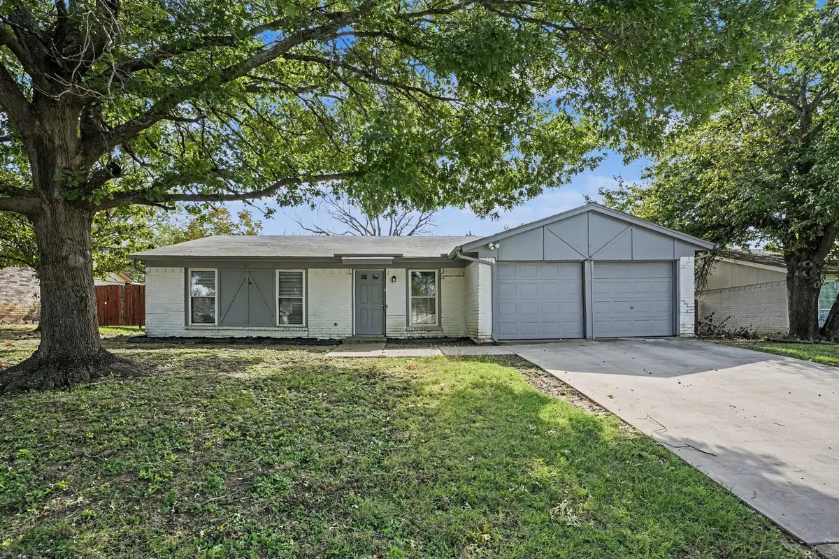 700 Prairie View Drive, Mansfield, TX 76063 - #1