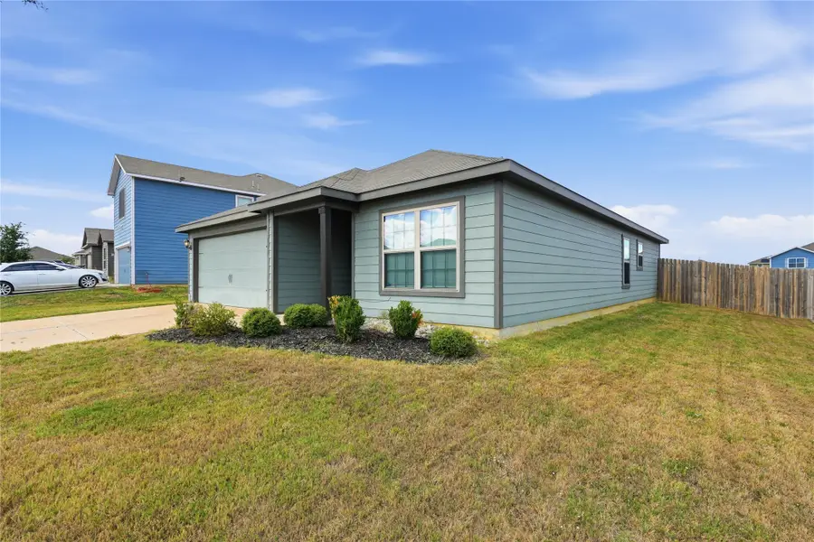 105 Clark Street, Venus, TX 76084 - #3
