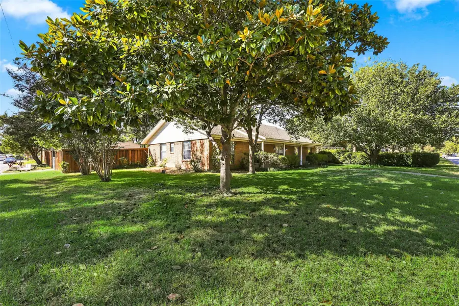 145 Hillside Lane, Desoto, TX 75115 - #2