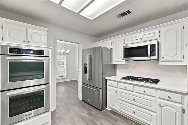 210 Santa Fe Trail, Waxahachie, TX 75165