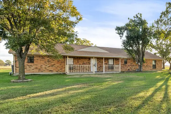 353 Brazier Road, Ennis, TX 75119
