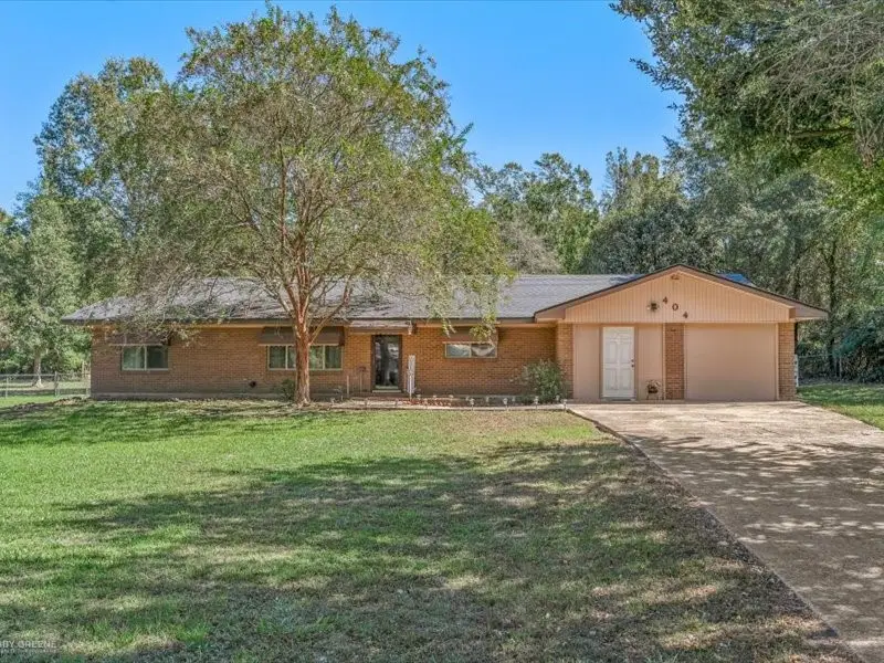 404 Laura Street, Mansfield, LA 71052 - #2