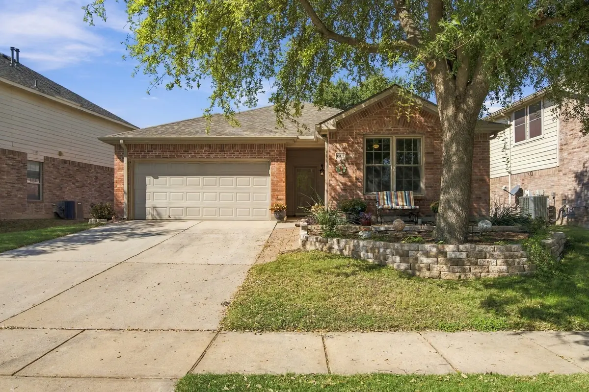 13121 Settlers Trail, Fort Worth, TX 76244 - #1