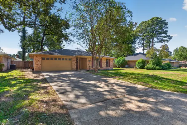 8716 Hollow Bluff Drive, Haughton, LA 71037