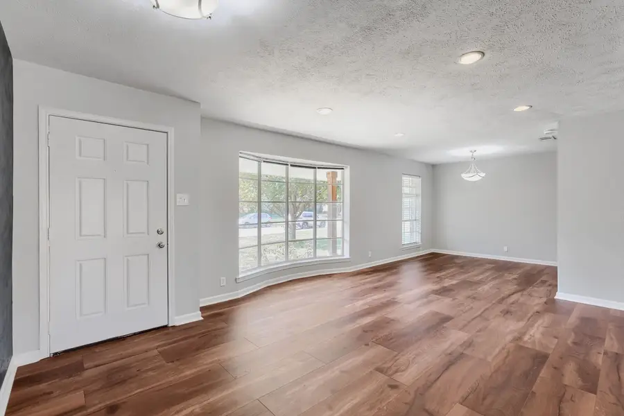 701 Knollridge Drive, Lewisville, TX 75077 - #3