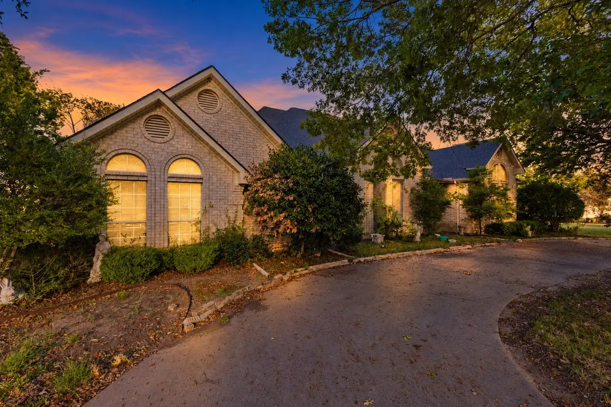909 Place Louie, Desoto, TX 75115 - #1