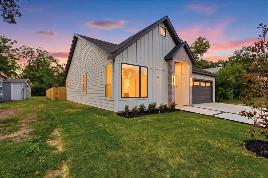 8133 Suetelle Drive, Dallas, TX 75217 - #2