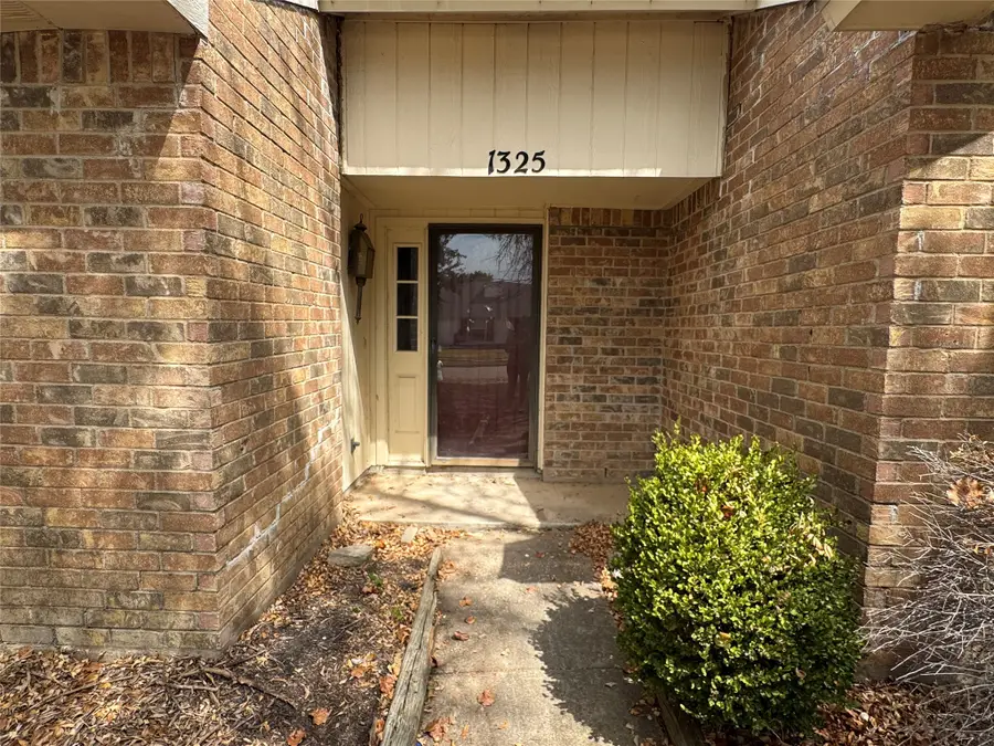1325 Crestview Drive, Allen, TX 75002 - #2