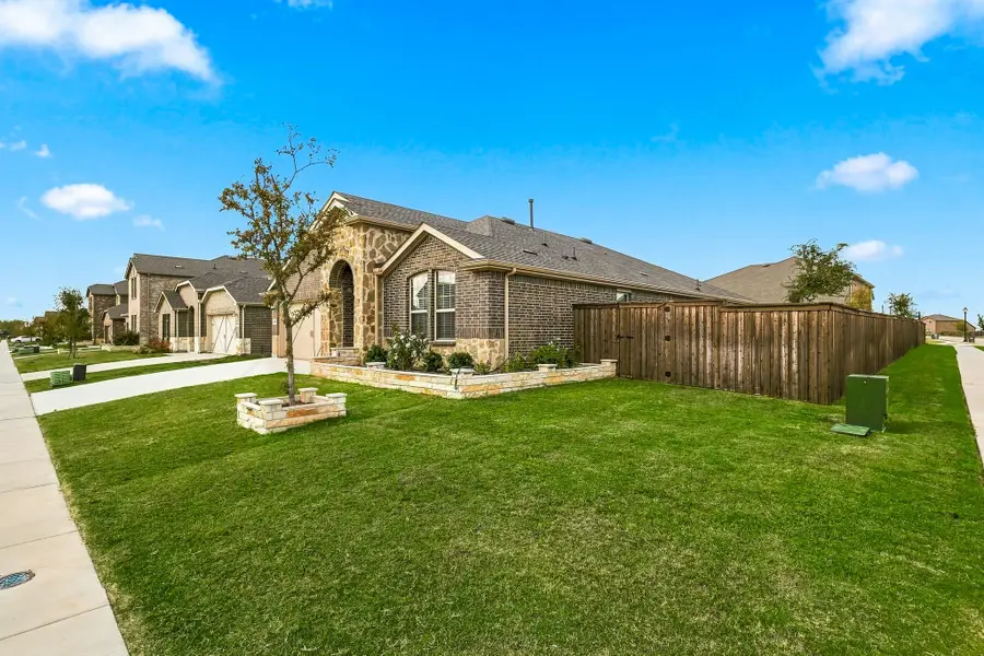 6101 Bebington Drive, Aubrey, TX 76227 - #2
