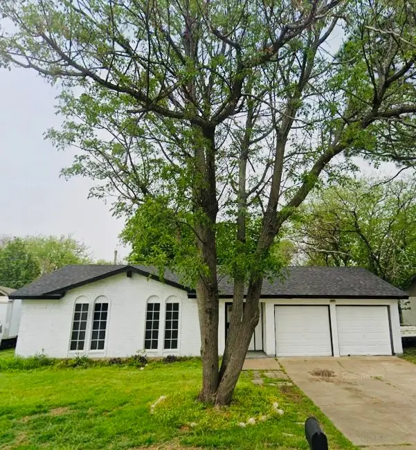 6804 Margaret Drive, Forest Hill, TX 76140 - #2