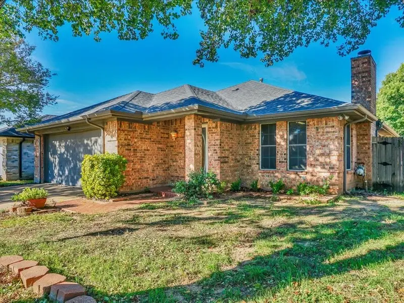 713 Baldridge Road, Burleson, TX 76028 - #1