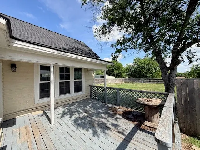 312 Poplar Street, Italy, TX 76651 - #2