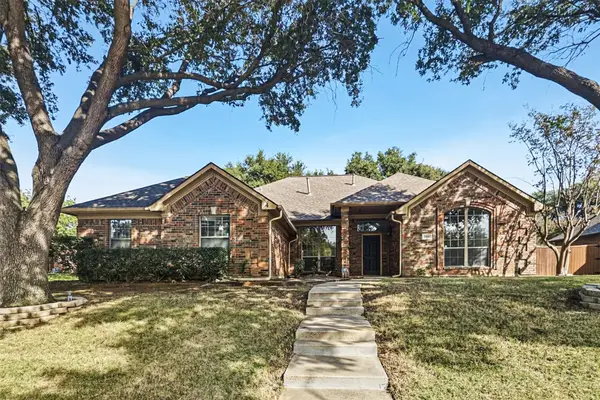 2924 Woodpark Drive, Flower Mound, TX 75022