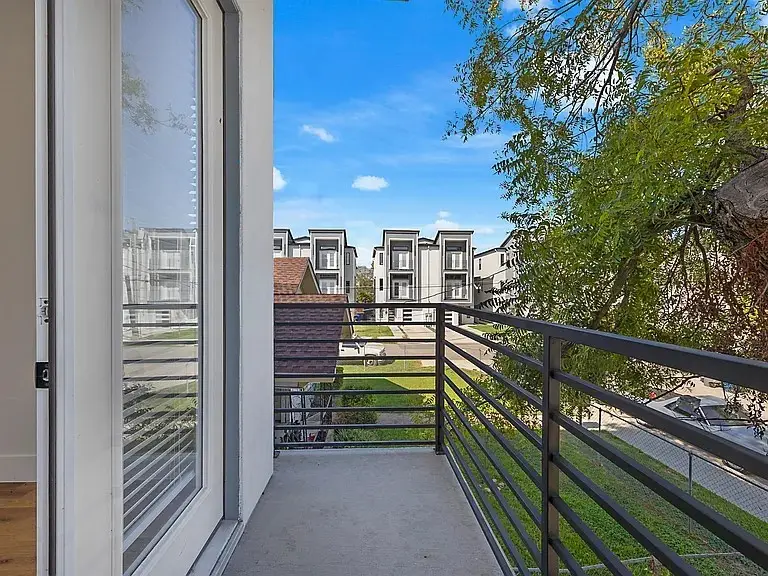 1122 Muncie Avenue, Dallas, TX 75212 - #3