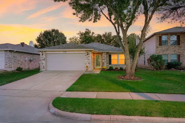 2709 White Oak Drive, Little Elm, TX 75068