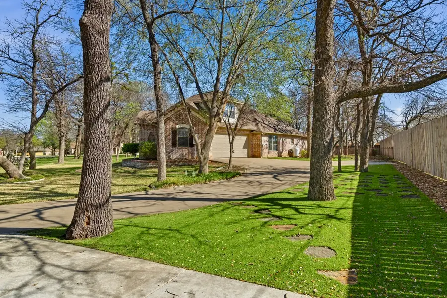 3714 Cove Timber Avenue, Granbury, TX 76049 - #2