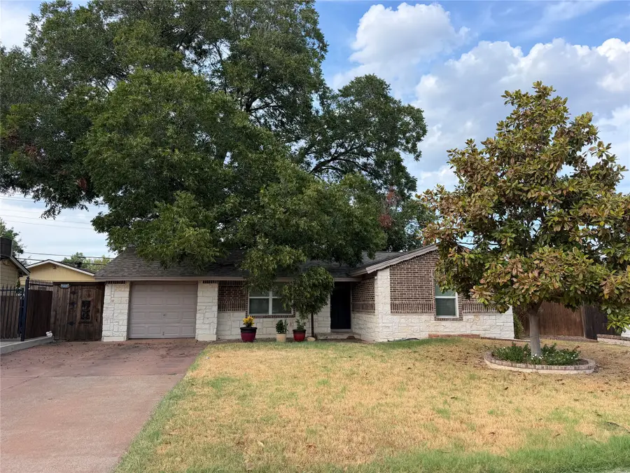 1819 Finley Road, Irving, TX 75062 - #2