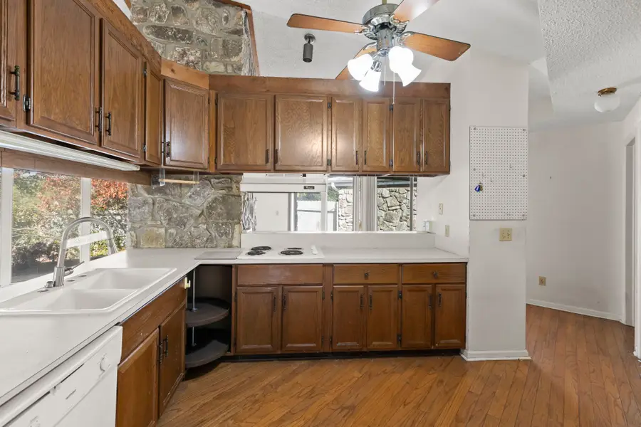 1504 Azure #B, Horseshoe Bay, TX 78657 - #3
