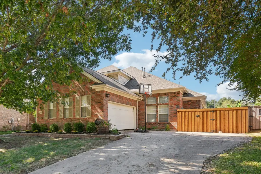 4405 Meadowcove Drive, Rowlett, TX 75088 - #2
