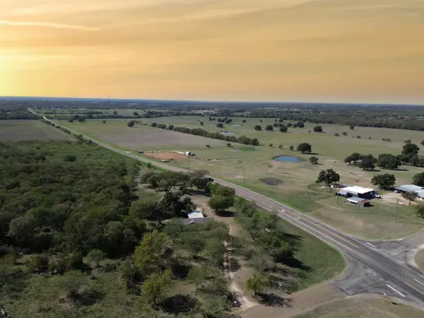 3907 Rogers Hill Road, Waco, TX 76705